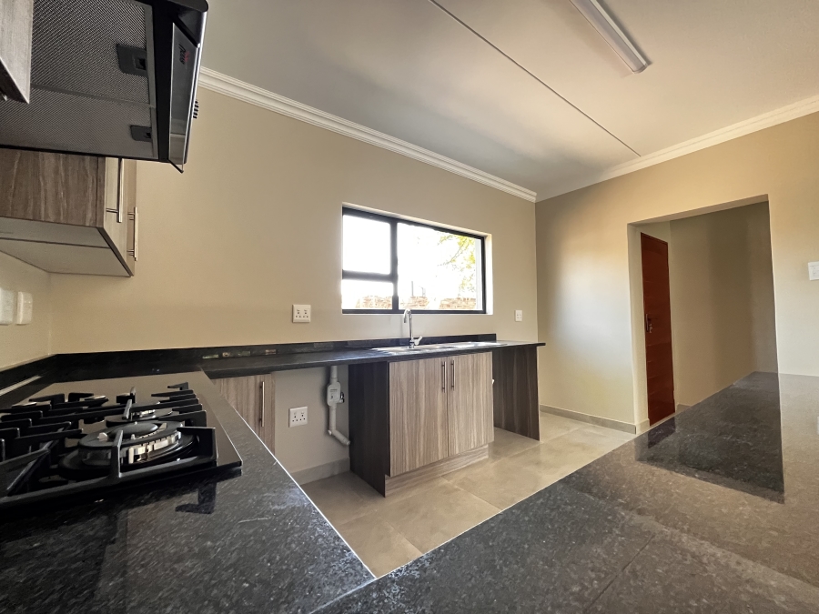 3 Bedroom Property for Sale in Van Der Hoff Park North West